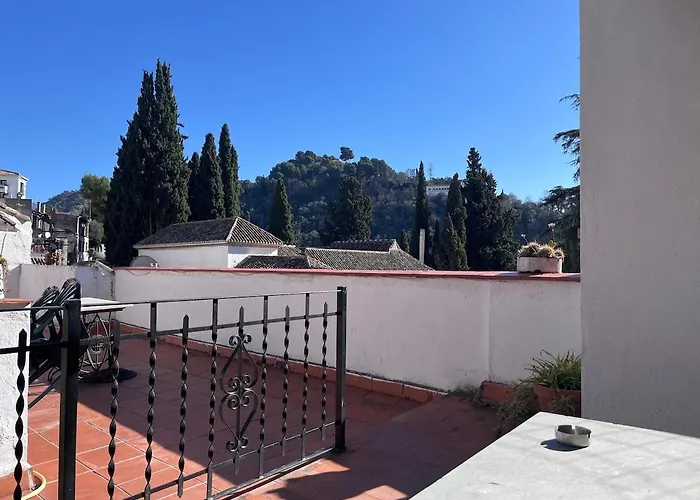 Apartment Atico Con Acceso A Terraza En El Albayzin